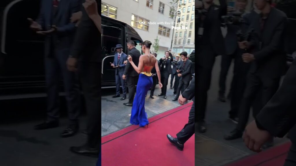 Met Monday Hallelujah! Hailey Bieber leaving The Surrey ahead of the 2026 Met Gala. 🤍 #shorts
