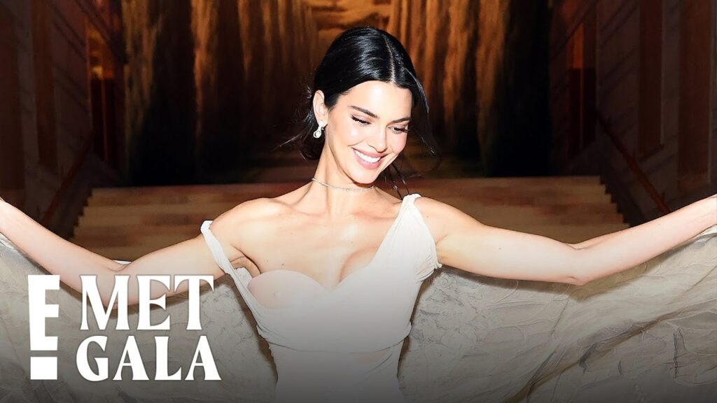 Kendall Jenner Unveils Huge Wings During Secret Met Gala Outfit Change | E! News