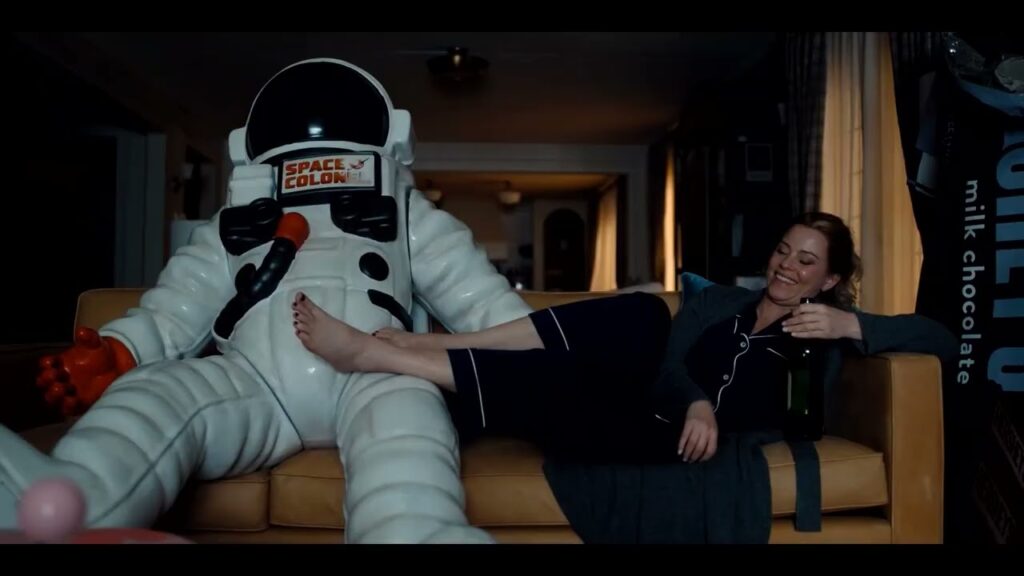 Elizabeth Banks Feet/Soles Scene