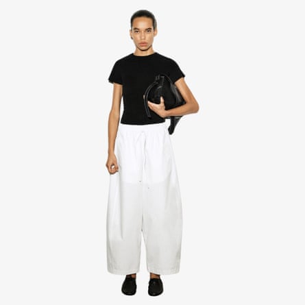 Cos ELASTICATED BARREL-LEG TROUSERS