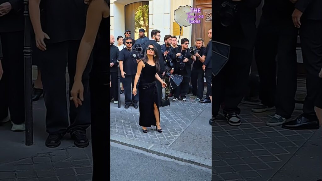 Salma Hayek Almost Lost Her Balance at an Event 😲 #salmahayek #antesedepois