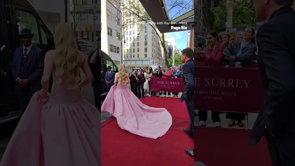 Amanda Seyfried spotted leaving The Surrey ahead of the 2026 Met Gala. #shorts