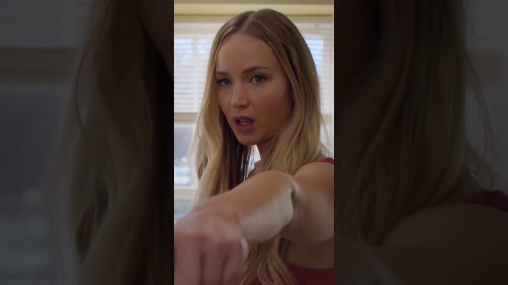 How Jennifer Lawrence Delivers Without ANY Formal Training 🎭