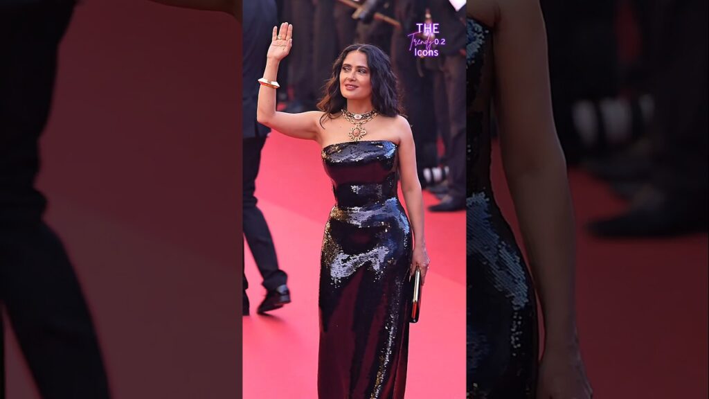 Salma Hayek arrived at an Event ♥️✨ #salma #salmahayek #antesedepois