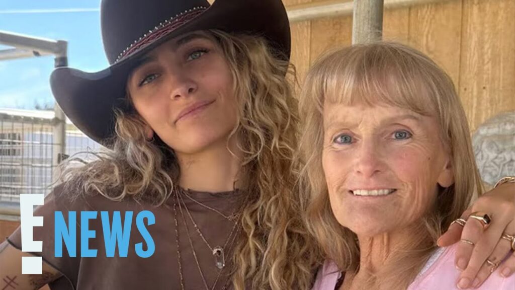 Paris Jackson Says She's Mom Debbie Rowe's Clone in Rare Family Photos | E! News