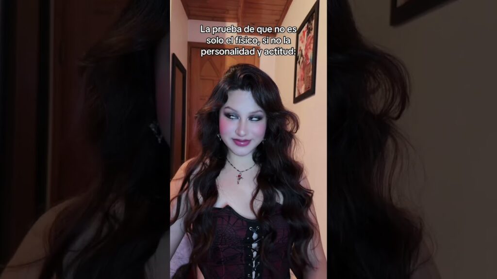 Es una realidad 🤷🏽‍♀️ #katherinepierce #elenagilbert #ninadobrev #thevampirediaries #series