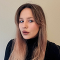 Headshot of Stephanie Chase