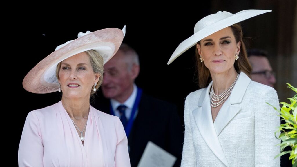 Kate Middleton used Sophie as ‘shoulder to lean on’ but Meghan turned down advice Daily Mirror