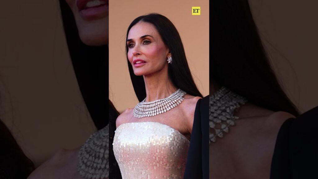 #demimoore is radiating at the #cannesfilmfestival #demimoore is radiating at the #cannesfilmfestival