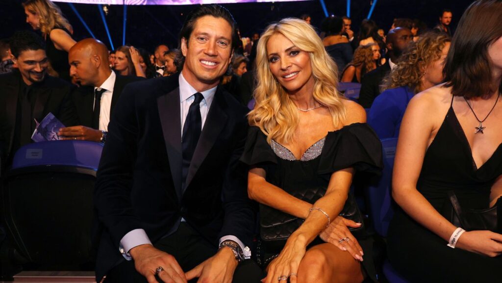 Vernon Kay’s dad explains sad reason behind Tess Daly split Liverpool Echo