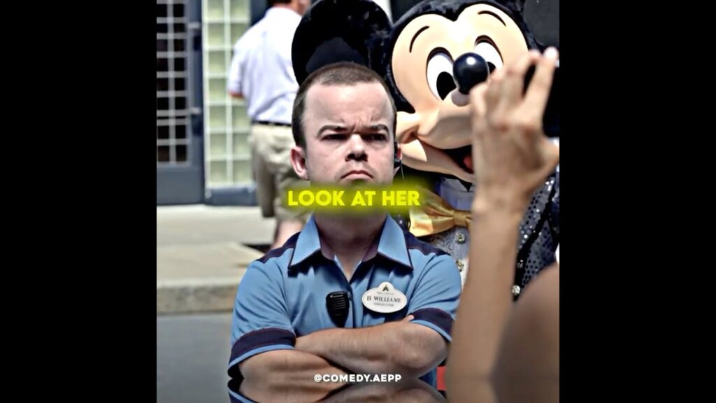 How Brad almost got FIRED from DISNEYLAND💀😭😭 How Brad almost got FIRED from DISNEYLAND💀😭😭