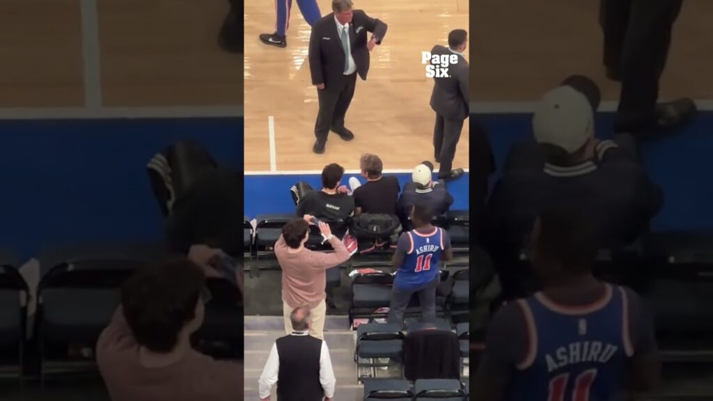 Timothée Chalamet and Ben Stiller catch up during halftime of Knicks vs Cavaliers game 2 🤝 #shorts Timothée Chalamet and Ben Stiller catch up during halftime of Knicks vs Cavaliers game 2 🤝 #shorts