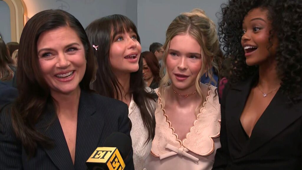 Tiffani Thiessen's Coven Academy Co-Stars Make Her BLUSH With Praise for '90s Days (Exclusive)