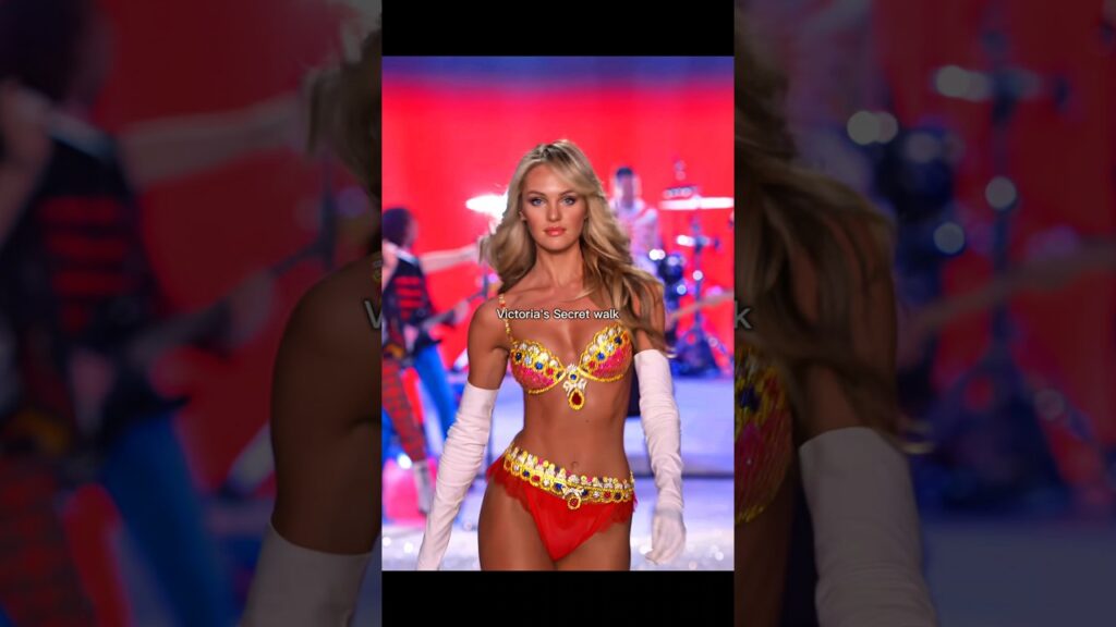 True definition of a super model ✨😮 #victoriasecret #fashion #supermodel #catwalk #edit #shorts True definition of a super model ✨😮 #victoriasecret #fashion #supermodel #catwalk #edit #shorts