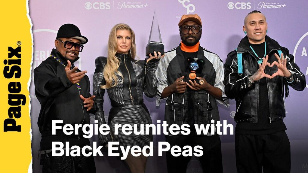 Fergie reunites with Black Eyed Peas on stage at AMAs