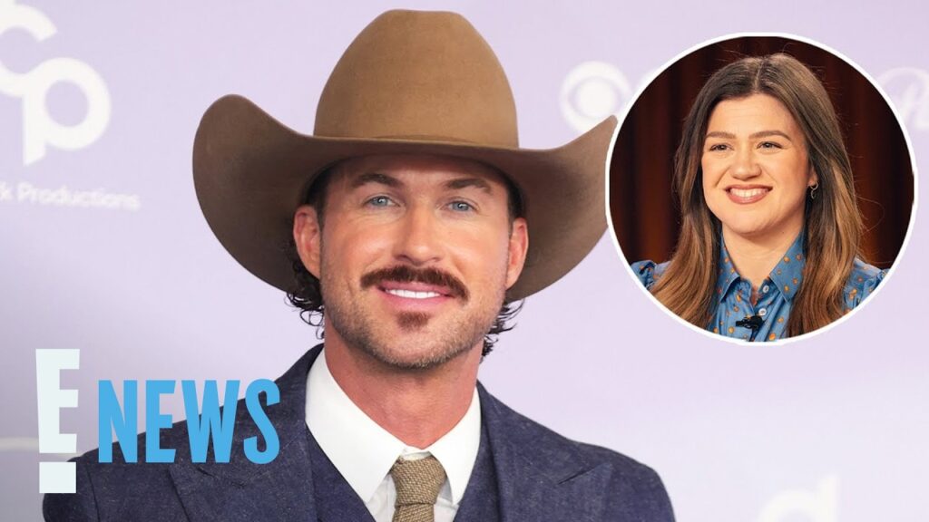 The Voice's Riley Green Says Kelly Clarkson Has Been “Talking Trash” | E! News
