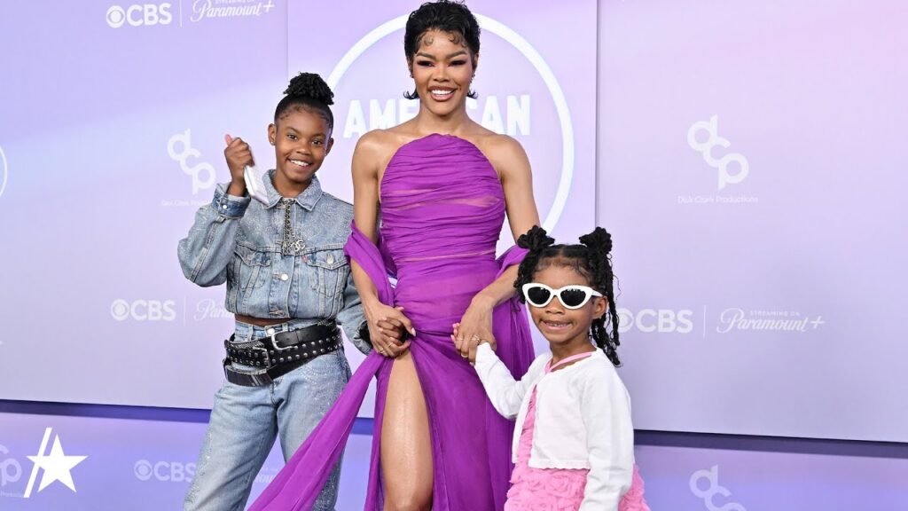 Teyana Taylor Brings Daughters Junie & Rue Rose For AMAs Teyana Taylor Brings Daughters Junie & Rue Rose For AMAs