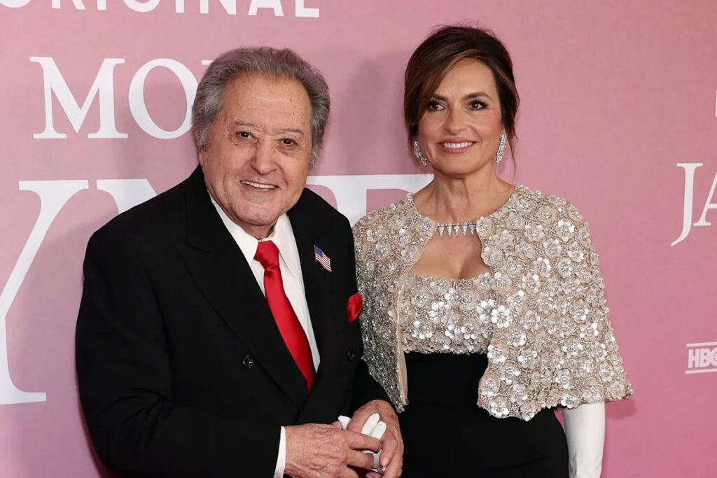 Mariska Hargitay Says She and Her Father Nelson Sardelli Are 'Very Close': 'Nothing Has Been Left Unsaid' (Exclusive)