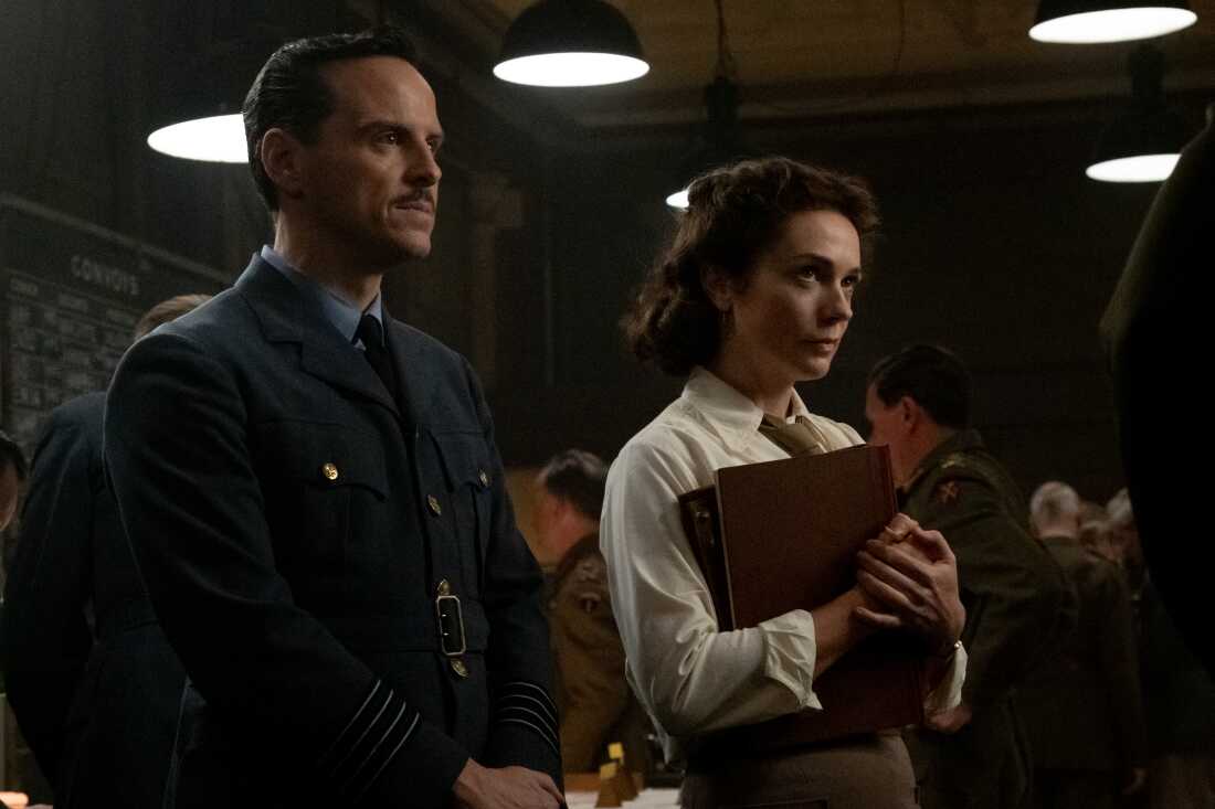 Andrew Scott as Captain James Stagg and Kerry Condon as Kay Summersby.
