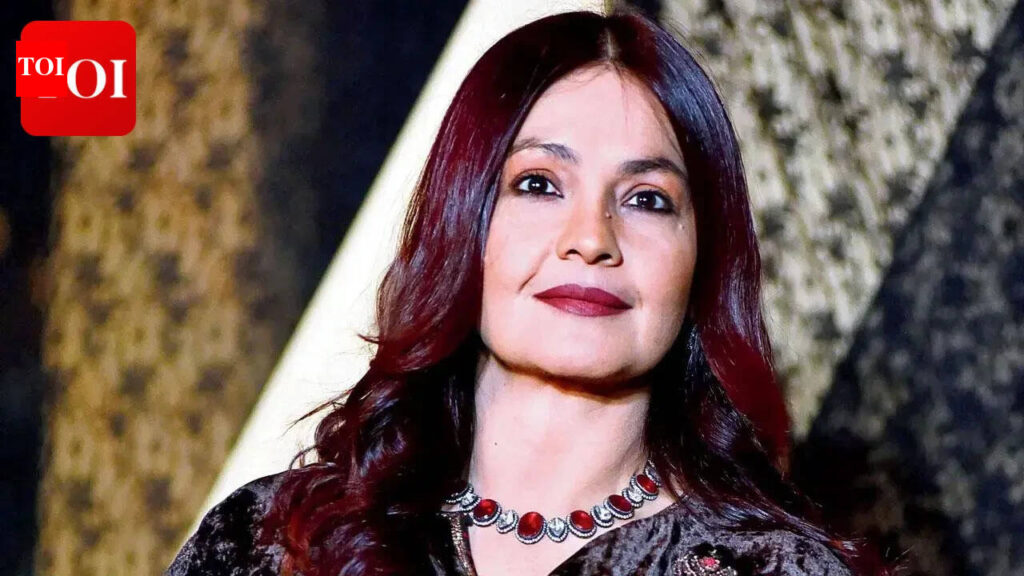 Pooja Bhatt clarifies she was ‘not naked’ in controversial body paint cover inspired by Demi Moore: ‘The idea was never to shock people’ | Hindi Movie News Pooja Bhatt clarifies she was ‘not naked’ in controversial body paint cover inspired by Demi Moore: ‘The idea was never to shock people’ | Hindi Movie News
