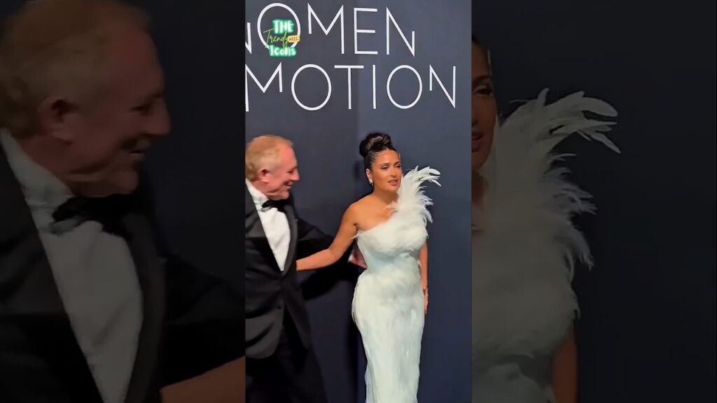 Salma Hayek Husband Leaving Her At Stage #salmhayek