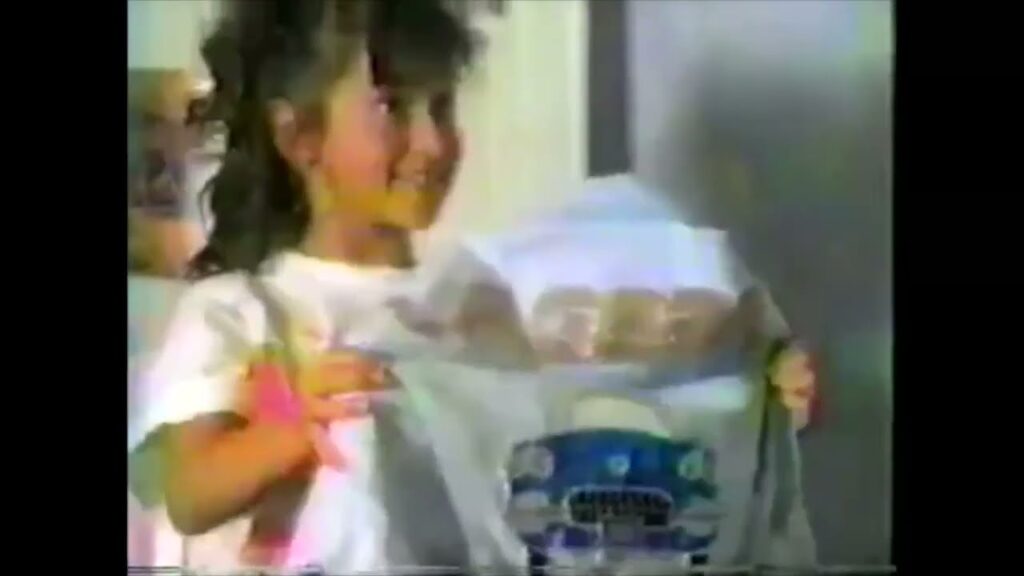 LA Gear Santa Ad 1990 * Jennifer Love Hewitt