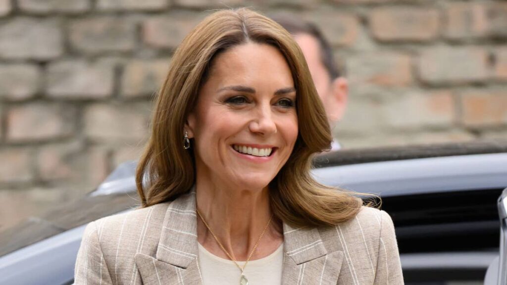 Royal family LIVE: Kate Middleton reunites with family after Italy trip Royal family LIVE: Kate Middleton reunites with family after Italy trip
