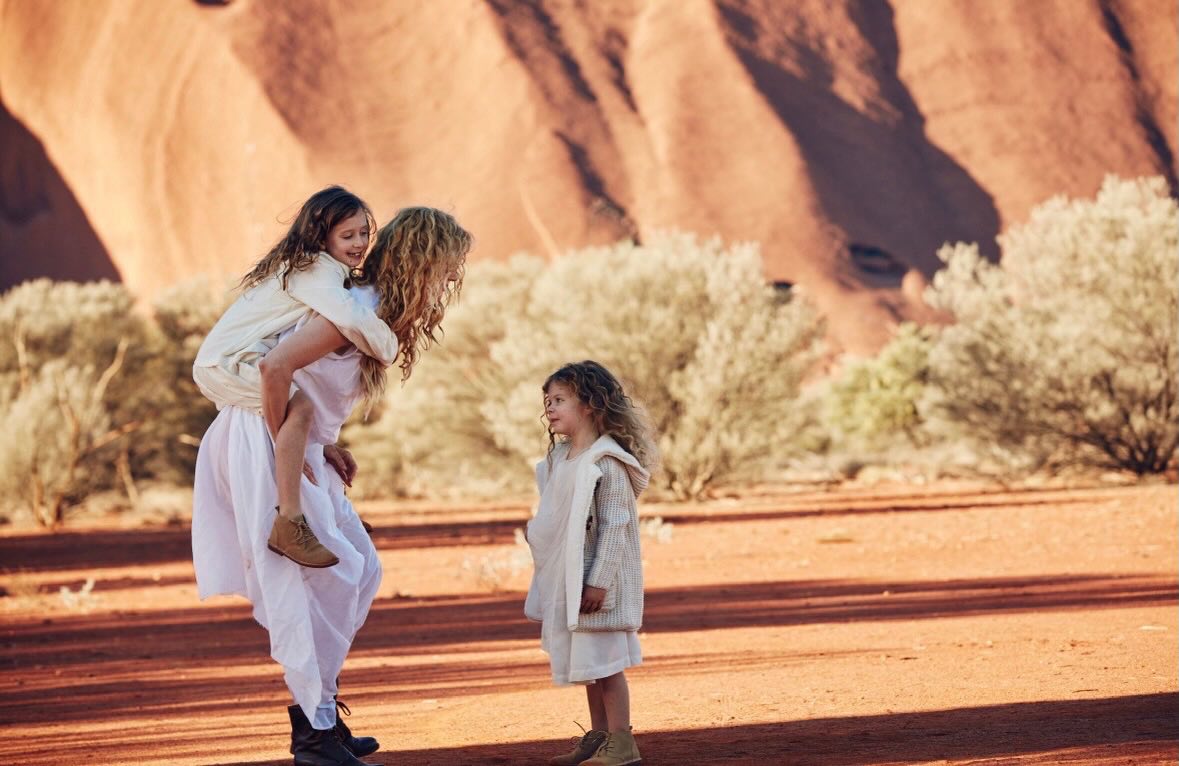 Nicole Kidman throwback photo with daughters.