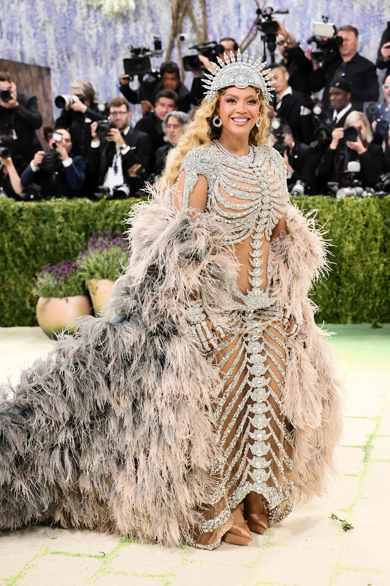 NEW YORK, NEW YORK - MAY 04: Beyoncé attends the 2026 Met Gala celebrating "Costume Art" at the Metropolitan Museum of Art on May 04, 2026 in New York City. (Photo by Theo Wargo/FilmMagic)