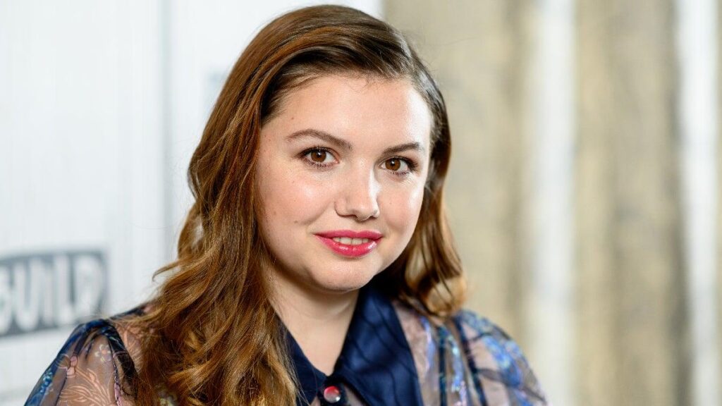 'Game of Thrones' Actress Details Wellness Cult That Sent Her to the Hospital: 'I Was Looking for Something to Fix Me'