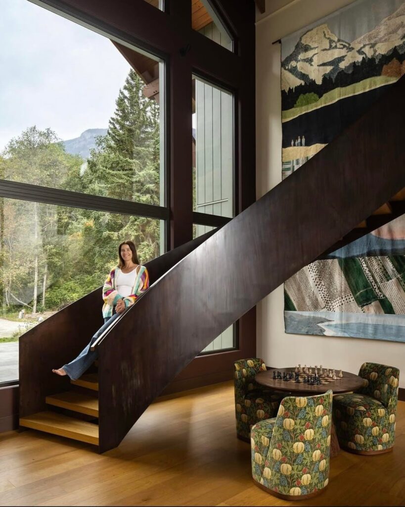 Cobie Smulders and her husband Taran Killam’s Canadian family ‘cabin’ (via Architectural Digest)