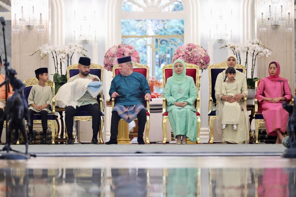 Johor royal family attends Berandam Surai ceremony for youngest princess Johor royal family attends Berandam Surai ceremony for youngest princess