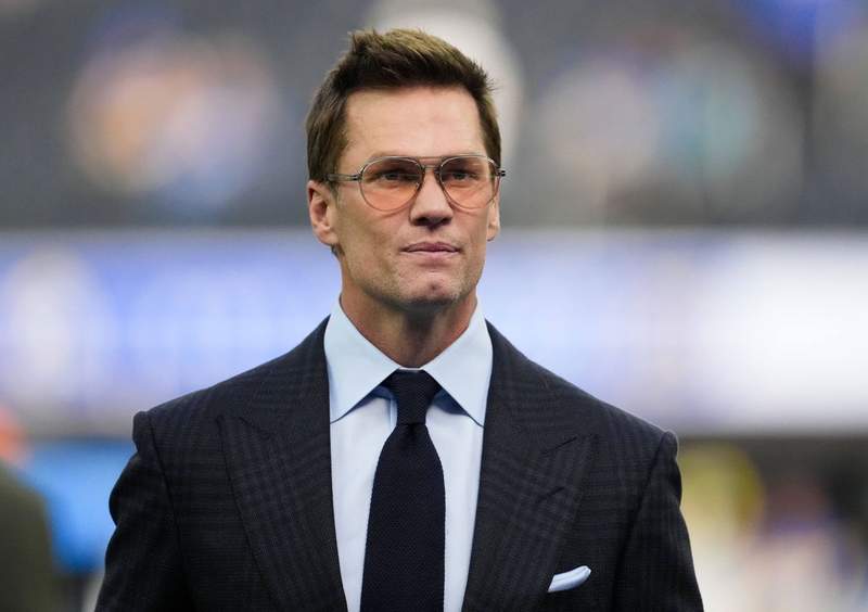 Tom Brady’ Gucci Modeling Debut Leaves Fans Wondering What to Make of It Tom Brady’ Gucci Modeling Debut Leaves Fans Wondering What to Make of It