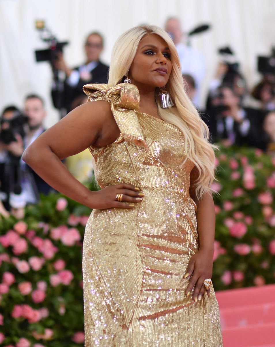 Mindy Kaling says motherhood became the driving force behind her 40-pound weight loss. 