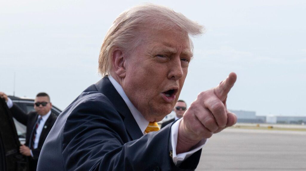 Donald Trump has been labeled an "absolute moron" by Fox News viewers after delivering a puzzling statement about the war in Iran.
