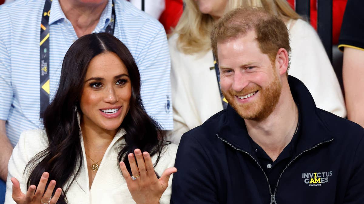 THE HAGUE, NETHERLANDS - APRIL 17: (EMBARGOED FOR PUBLICATION IN UK NEWSPAPERS UNTIL 24 HOURS AFTER CREATE DATE AND TIME) Meghan, Duchess of Sussex and Prince Harry, Duke of Sussex watch the sitting volley ball competition on day 2 of the Invictus Games 2020 at Zuiderpark on April 17, 2022 in The Hague, Netherlands. (Photo by Max Mumby/Indigo/Getty Images)Max Mumby&sol;Indigo&sol;Getty Images