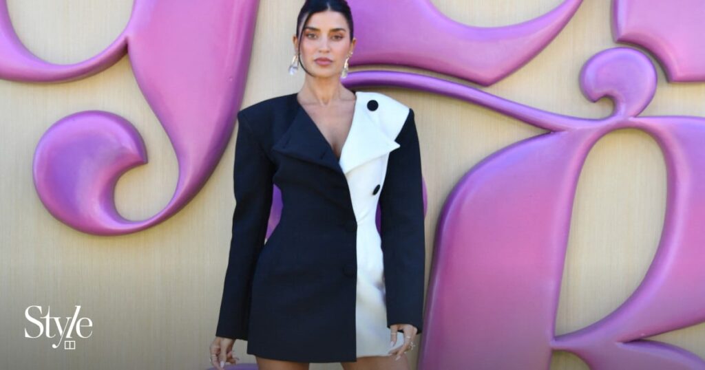 Meet Nicole Williams English, Sports Illustrated Swimsuit 2026’s cover star Meet Nicole Williams English, Sports Illustrated Swimsuit 2026’s cover star