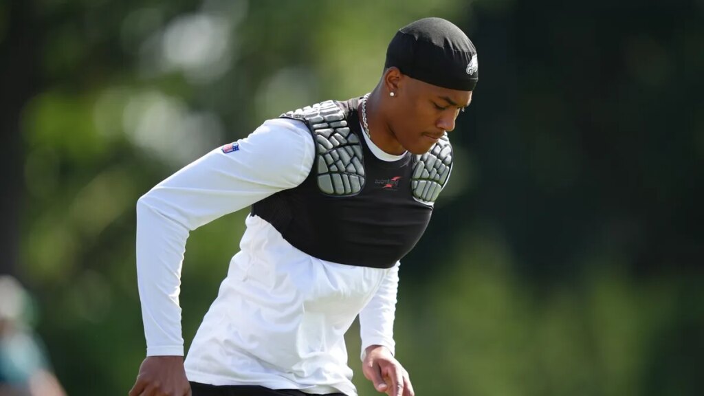 Eagles star DeVonta Smith shines at Lehigh Valley event