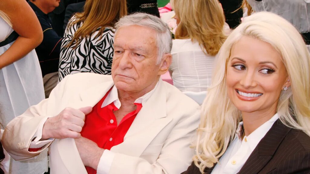 Holly Madison recounts 'weird scene' at Hugh Hefner's Playboy Mansion