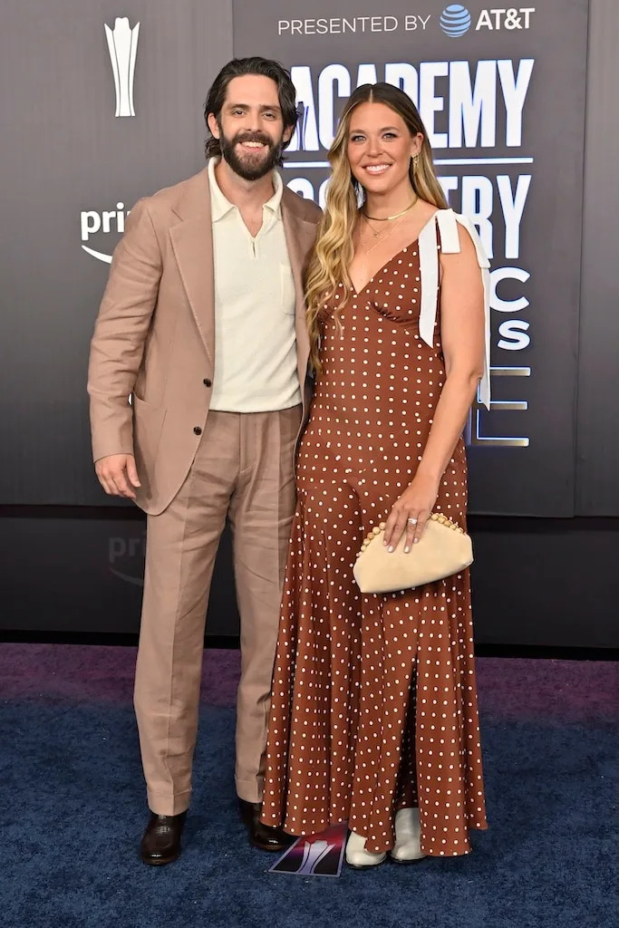 <p>Thomas Rhett & Lauren Atkins</p>