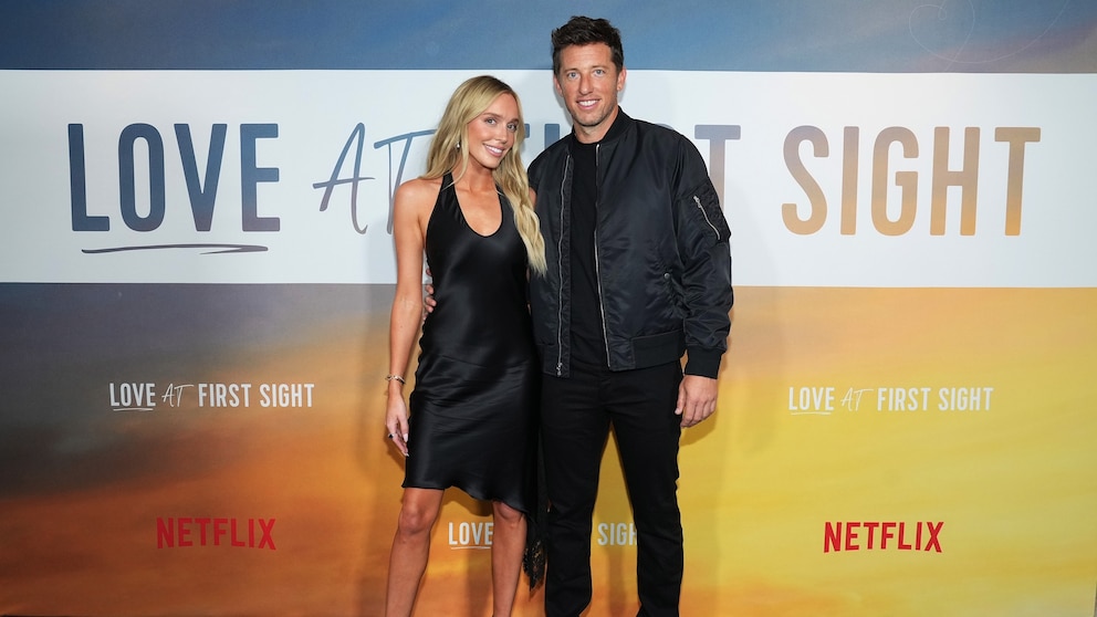 Alex Cooper expecting 1st child with husband Matt Kaplan Alex Cooper expecting 1st child with husband Matt Kaplan