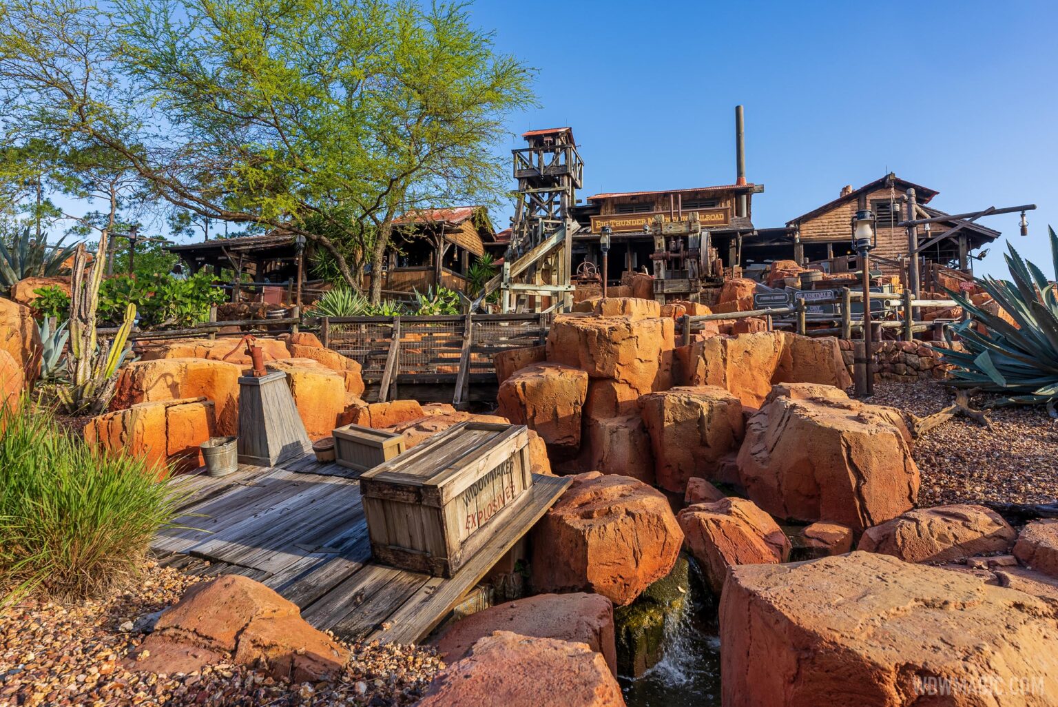 Big Thunder Mountain Railroad Closes After Fire Extinguisher Deployed on Reopening Day at Magic Kingdom