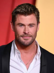BEVERLY HILLS, CALIFORNIA - MARCH 10: Chris Hemsworth attends the 2024 Vanity Fair Oscar Party hosted by Radhika Jones at the Wallis Annenberg Center for the Performing Arts on March 10, 2024 in Beverly Hills, California. (Photo by Karwai Tang/WireImage)