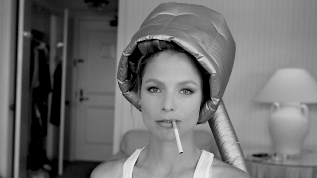 Kelly Curtis, ‘Trading Places’ and ‘Star Trek’ Actress, Dies at 69 Kelly Curtis, 'Trading Places' and 'Star Trek' Actress, Dies at 69