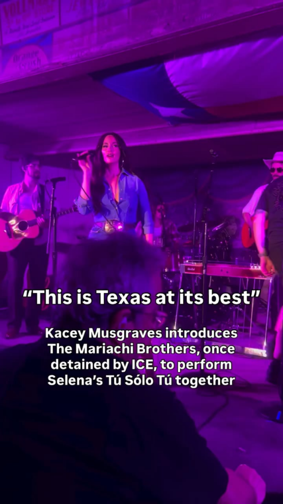 Kacey Musgraves introduces The Mariachi Brothers (Antonio, Caleb and Joshua - ages 18, 15 and 12), once detained by ICE, to perform Selena's Tú Sólo Tú together: “This is Texas at its best"