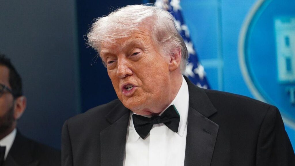 Trump Says New York Times, CNN Are 'Seditious' for Iran Reporting in Latest News Media Attack