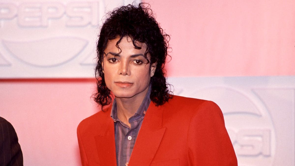 Michael Jackson wears red in 1988