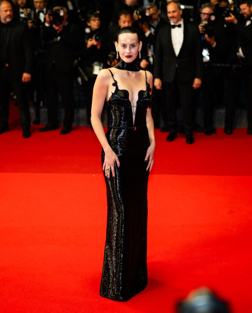 Milena Smit wore Tom Ford by Haider Ackermann to the ‘Amarga Navidad’ Cannes Film Festival premiere.