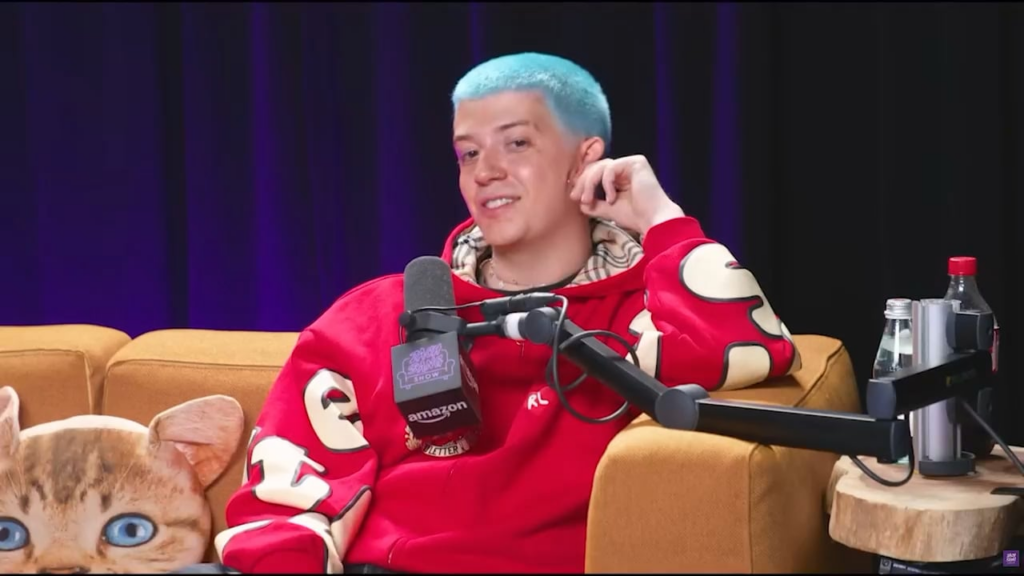 Old interview clip resurfaces where Jack Avery talks about the FBI showing up at his door to inform him that someone hired someone to kill him, and he calls his baby mama, now arrested, a “great mom”