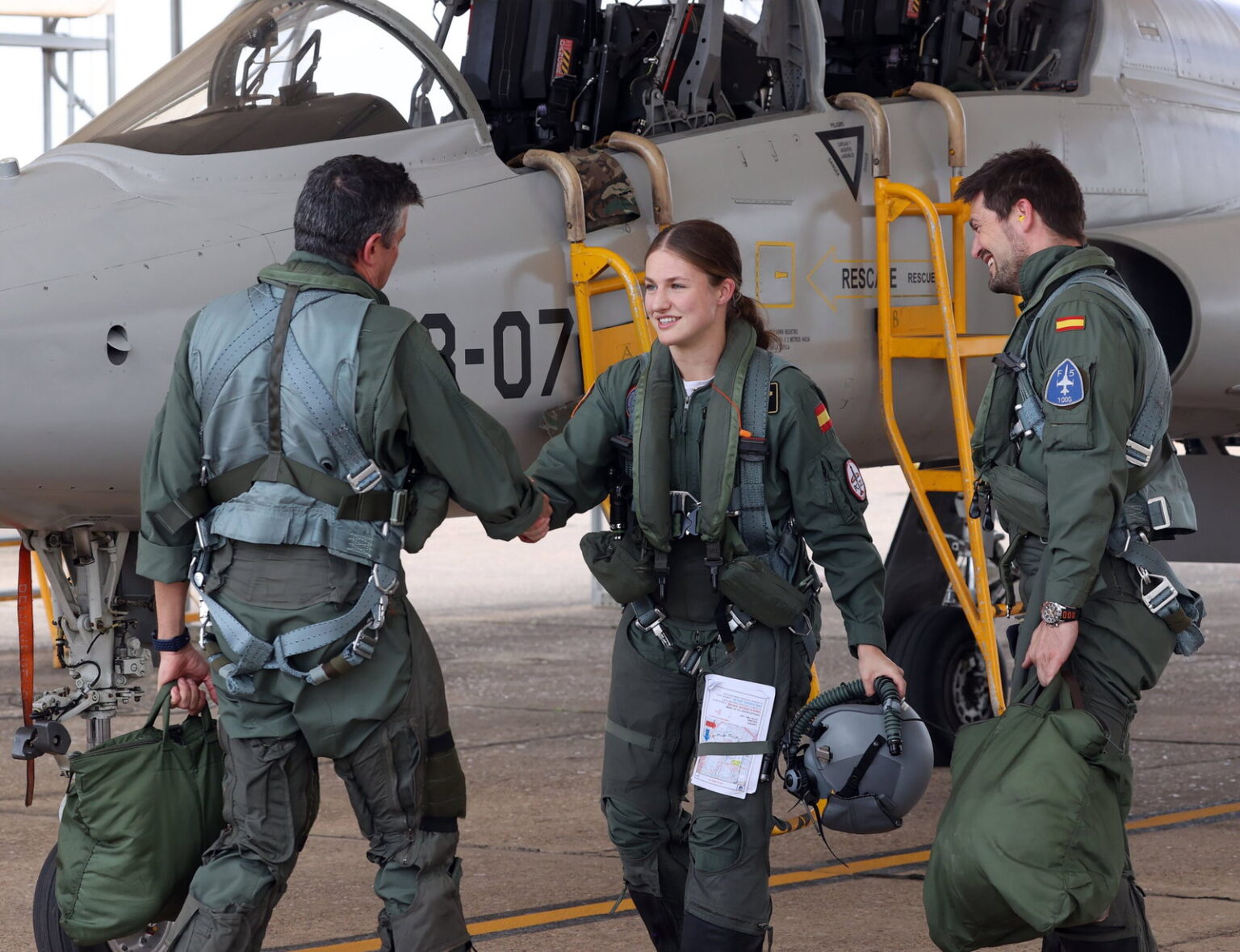 Princess Leonor to become first member of Spanish royal family to learn parachuting « Euro Weekly News Princess Leonor to become first member of Spanish royal family to learn parachuting « Euro Weekly News